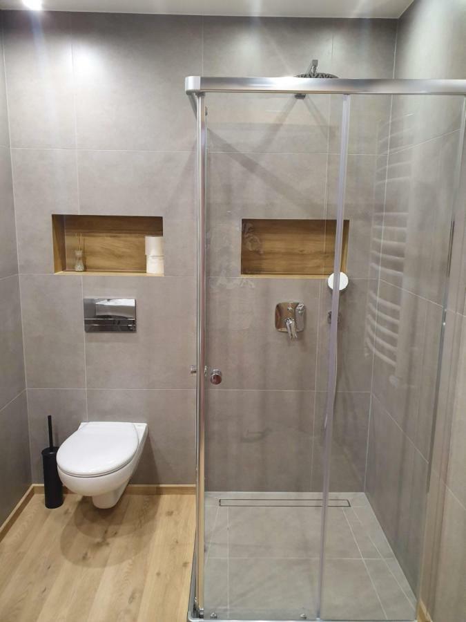 Villa 17 Noclegi Плоцк Екстериор снимка