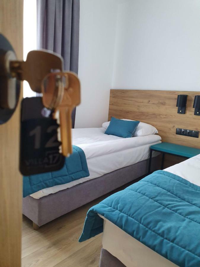Villa 17 Noclegi Плоцк Екстериор снимка