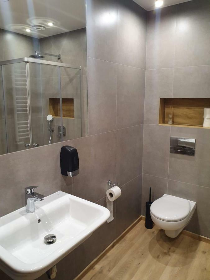 Villa 17 Noclegi Плоцк Екстериор снимка