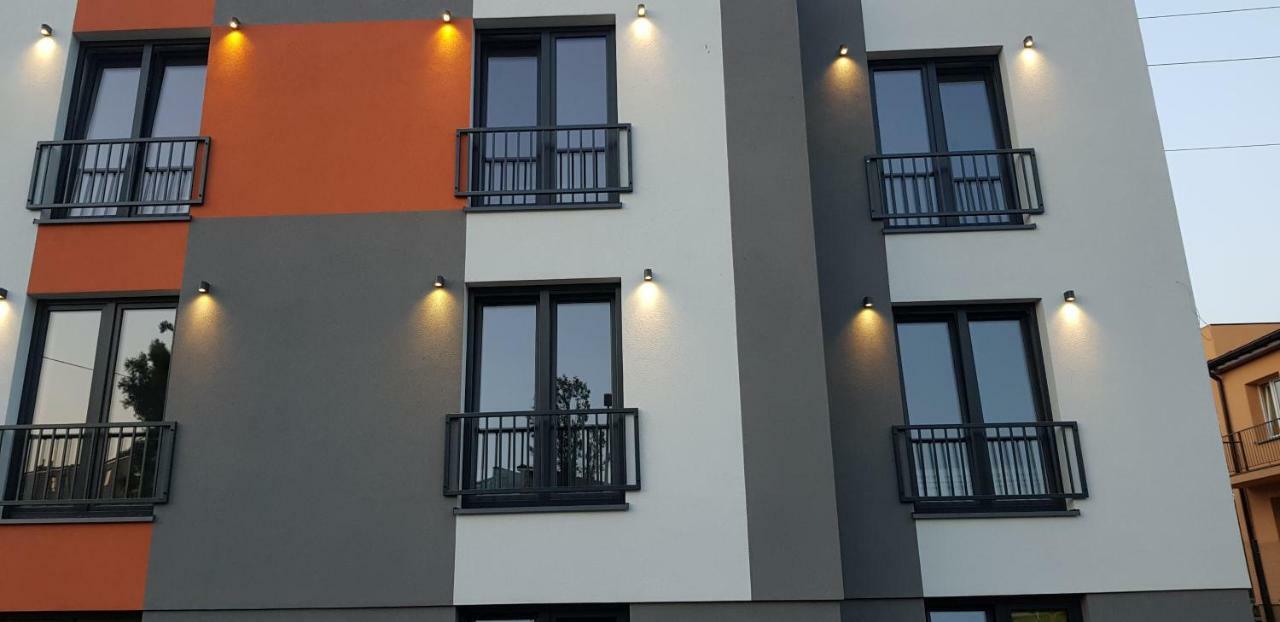 Villa 17 Noclegi Плоцк Екстериор снимка